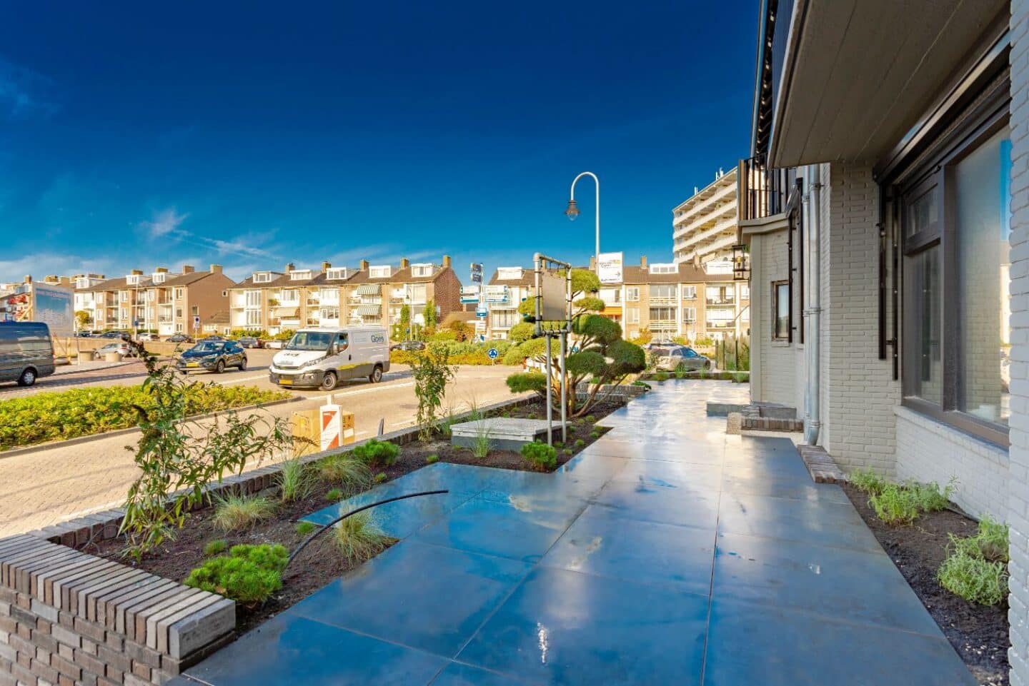 Aanleg buitenruimte Bell Hotel entreebestrating