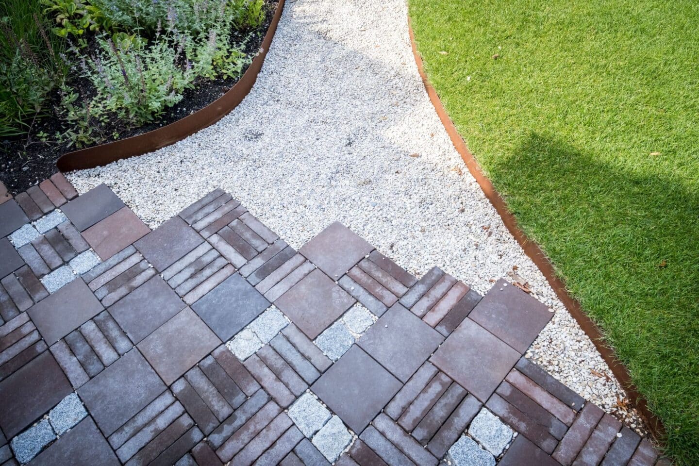 Bestrating originele achtertuin