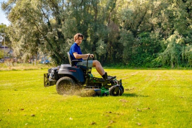 Onderhoud buitenruimte maaier_afstand